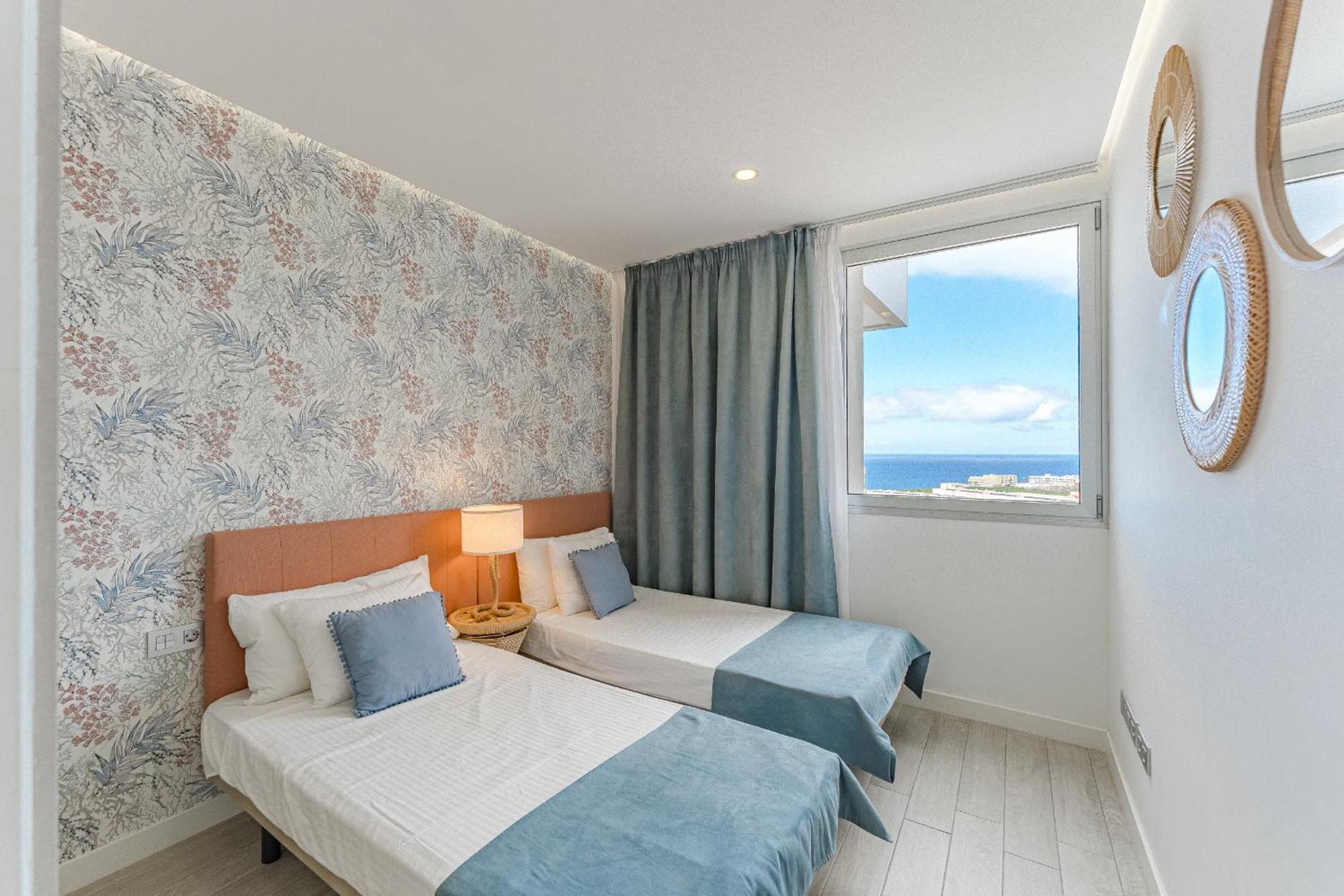 Ocean Garden Playa Paraiso Арона Экстерьер фото